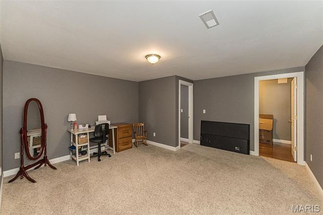 1652 Ivy Chase Lane, Fenton, MO 63026