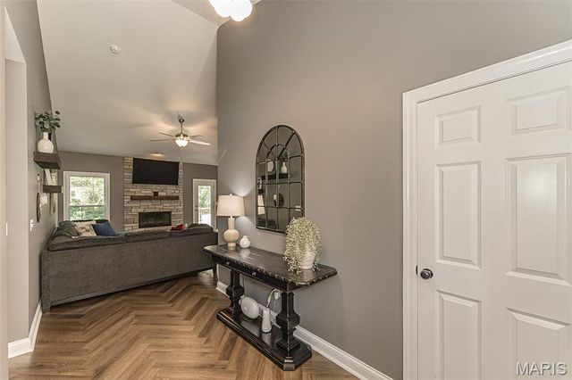 1652 Ivy Chase Lane, Fenton, MO 63026