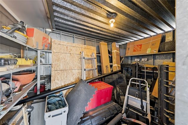 6956 Ten Oaks Avenue, Las Vegas, NV 89145