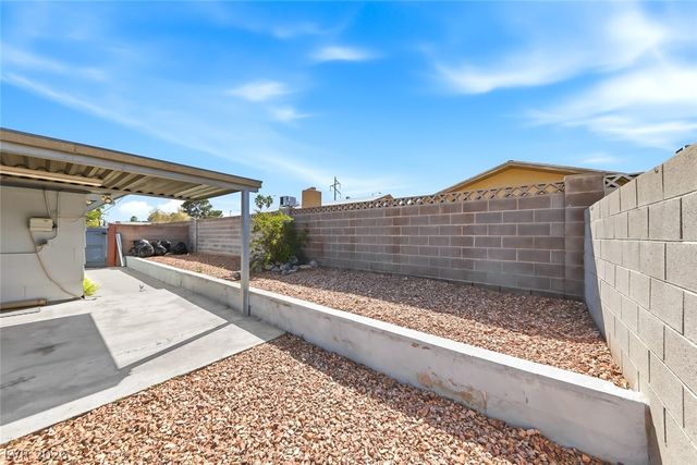 6956 Ten Oaks Avenue, Las Vegas, NV 89145