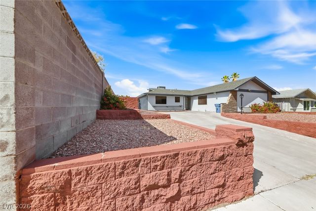 6956 Ten Oaks Avenue, Las Vegas, NV 89145