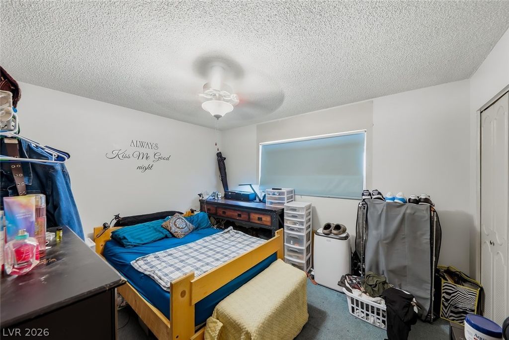 Image 19 of property listing at 6956 Ten Oaks Avenue, Las Vegas, NV 89145