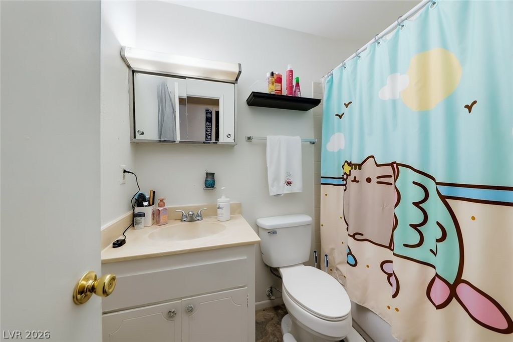 Image 21 of property listing at 6956 Ten Oaks Avenue, Las Vegas, NV 89145