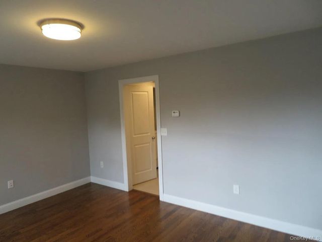 47 Gibson Place Left side, Yonkers, NY 10705