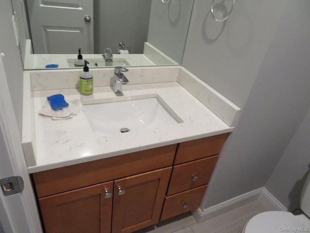47 Gibson Place Left side, Yonkers, NY 10705