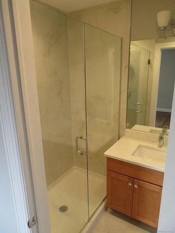 47 Gibson Place Left side, Yonkers, NY 10705