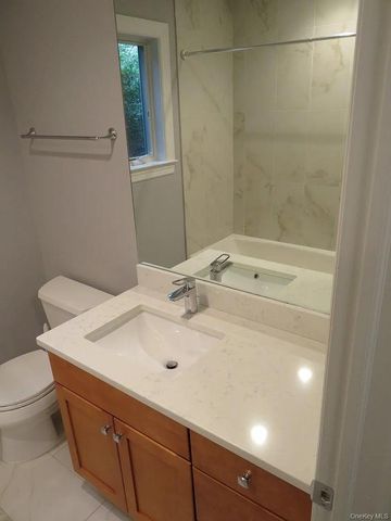 47 Gibson Place Left side, Yonkers, NY 10705