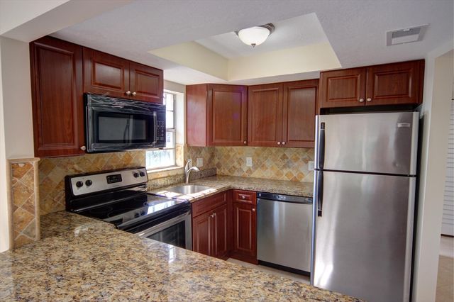 342 Southwind Drive 114, North Palm Beach, FL 33408