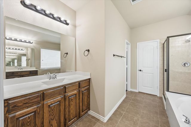 1201 Lost Valley Drive, Royse City, TX 75189