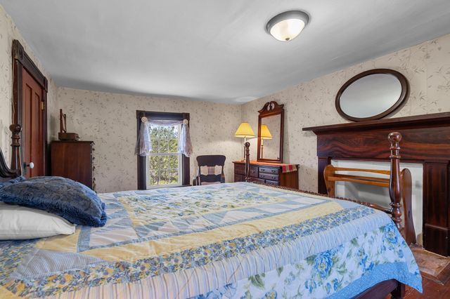 15 CHILTON LN, Sperryville, VA 22740