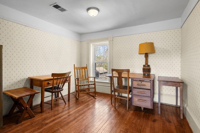 15 CHILTON LN, Sperryville, VA 22740