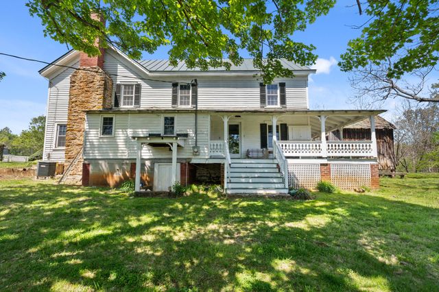 15 CHILTON LN, Sperryville, VA 22740