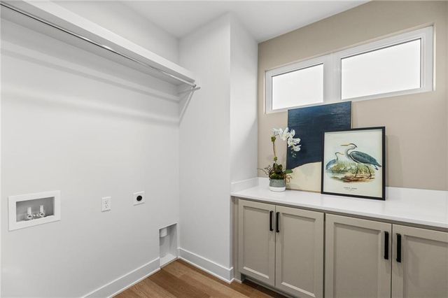 17605 Knox Street, Overland Park, KS 66221