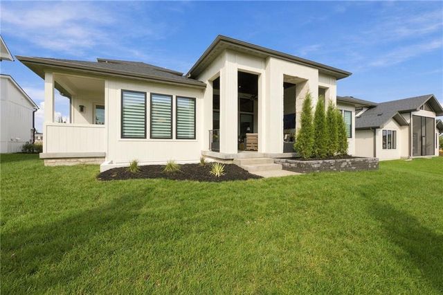 17605 Knox Street, Overland Park, KS 66221