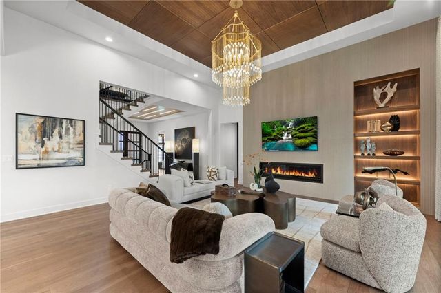 17605 Knox Street, Overland Park, KS 66221