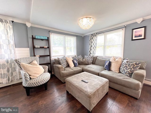 305 WHILDAM AVE, Cape May, NJ 08204