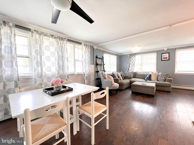 305 WHILDAM AVE, Cape May, NJ 08204