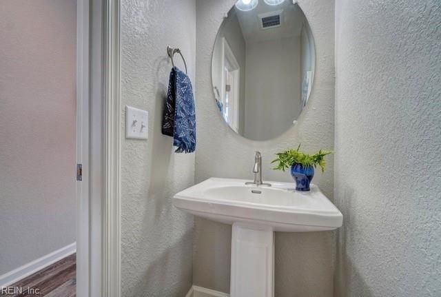 3640 Towne Point RD, Portsmouth, VA 23703