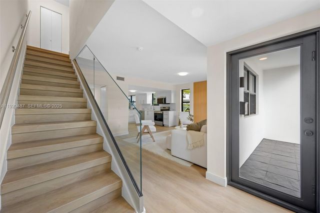 7994 Crespi Blvd 7994, Miami Beach, FL 33141