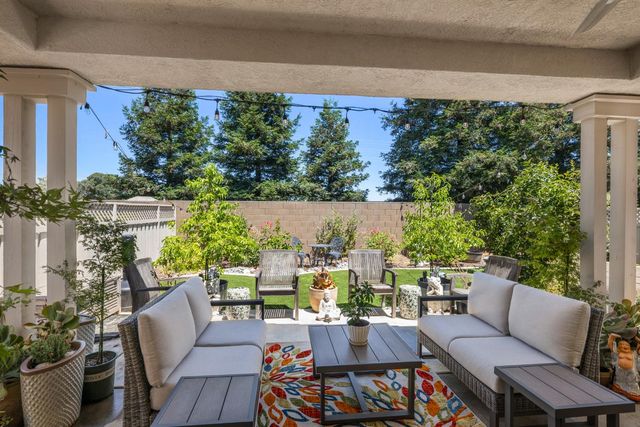 7469 Apple Hollow Loop, Roseville, CA 95747