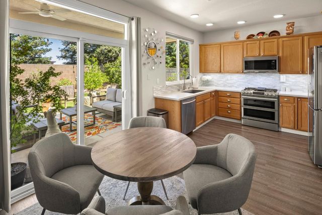7469 Apple Hollow Loop, Roseville, CA 95747
