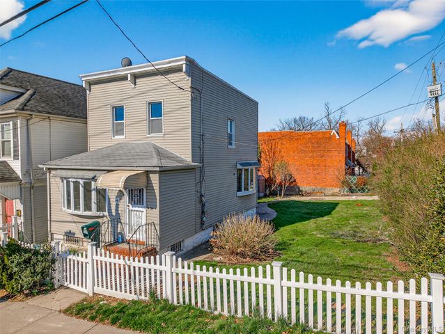 9-04 127th Street, College Point, NY 11356