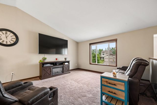 683 Elins Lake Road SE, Cambridge, MN 55008