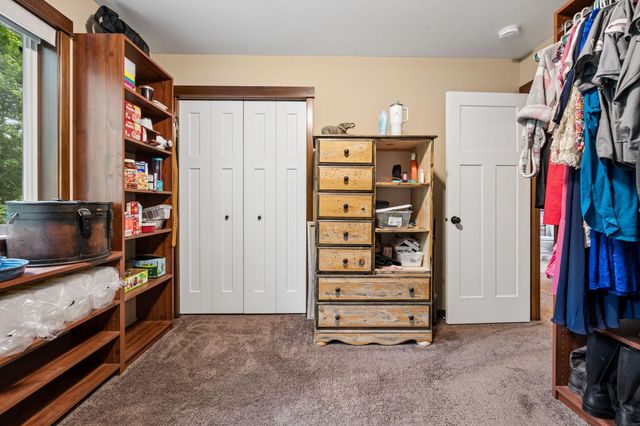 683 Elins Lake Road SE, Cambridge, MN 55008