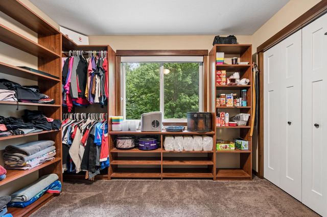 683 Elins Lake Road SE, Cambridge, MN 55008