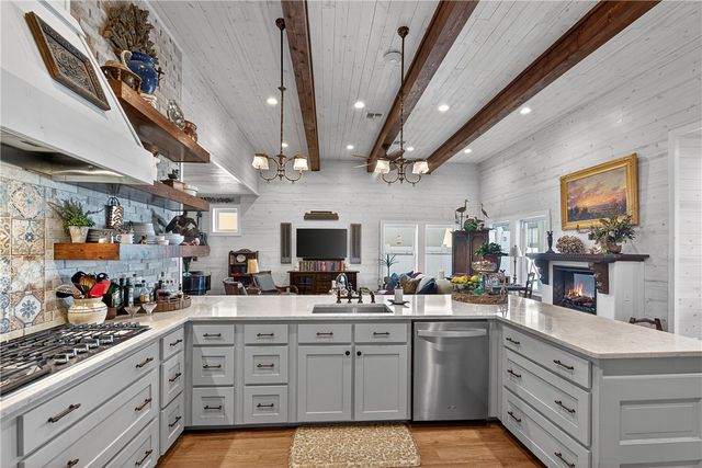 221 La Joya, Port Aransas, TX 78373