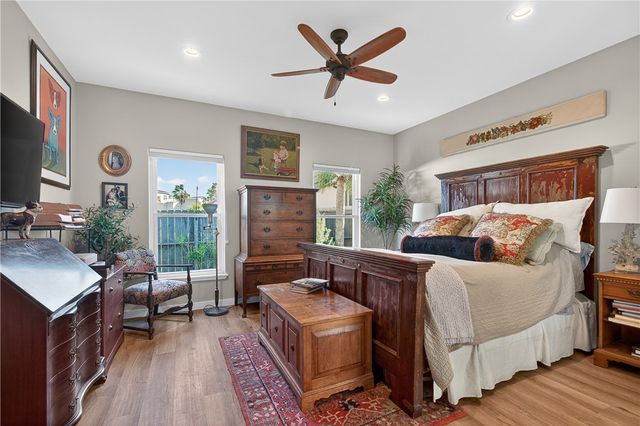 221 La Joya, Port Aransas, TX 78373