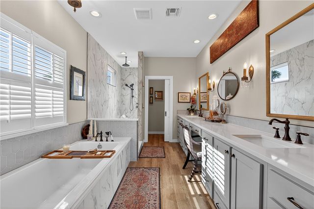 221 La Joya, Port Aransas, TX 78373