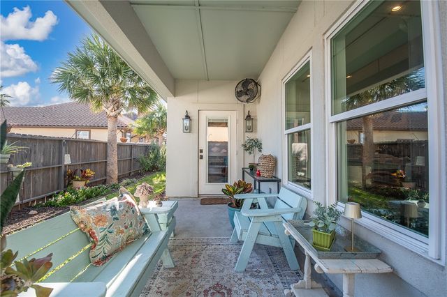 221 La Joya, Port Aransas, TX 78373