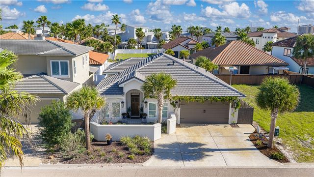 221 La Joya, Port Aransas, TX 78373