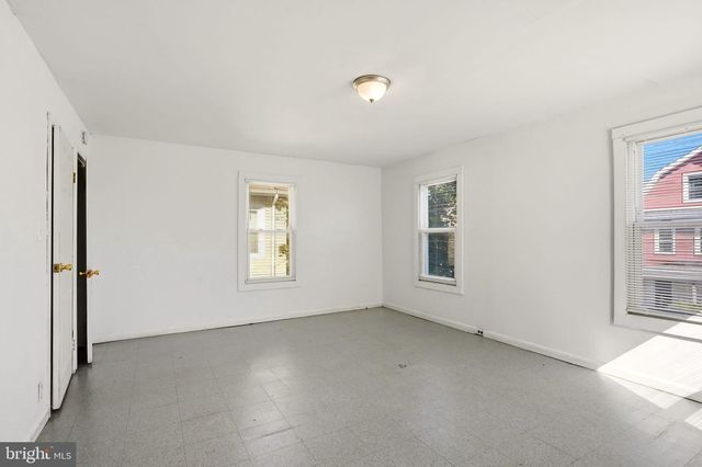 85 HOPKINS ST, Woodbury, NJ 08096