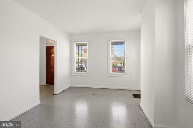 85 HOPKINS ST, Woodbury, NJ 08096