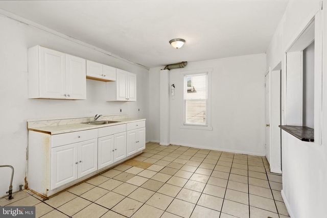 85 HOPKINS ST, Woodbury, NJ 08096