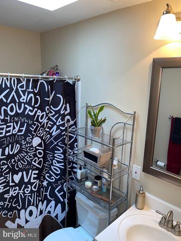 2806 LAKE AVE, Baltimore, MD 21213