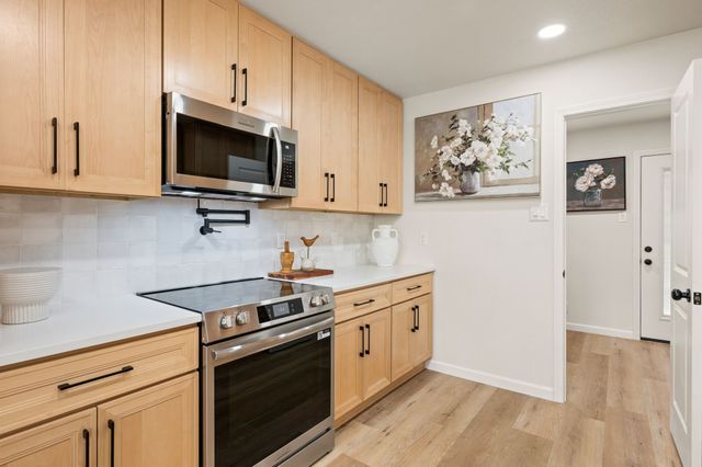 1225 Bellaire Drive, Grapevine, TX 76051