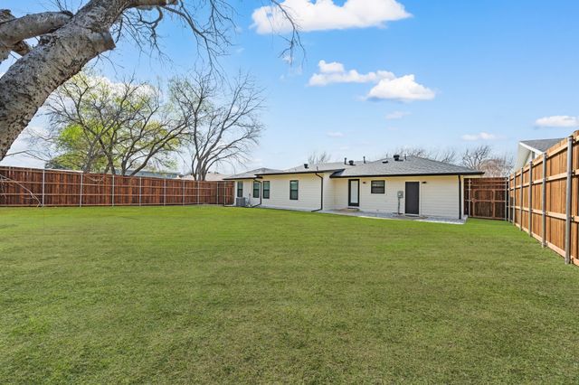 1225 Bellaire Drive, Grapevine, TX 76051