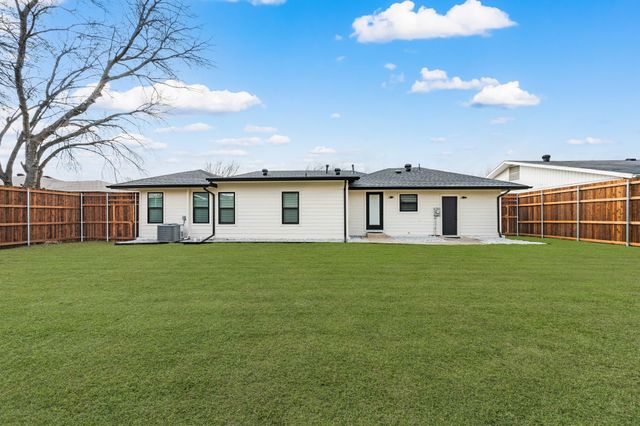 1225 Bellaire Drive, Grapevine, TX 76051