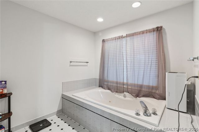 2482 Celtic Drive, Fayetteville, NC 28306