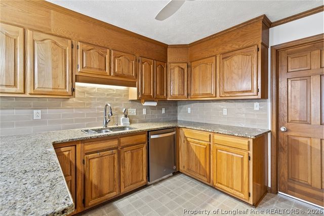 2482 Celtic Drive, Fayetteville, NC 28306