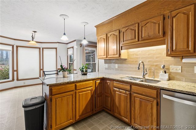 2482 Celtic Drive, Fayetteville, NC 28306