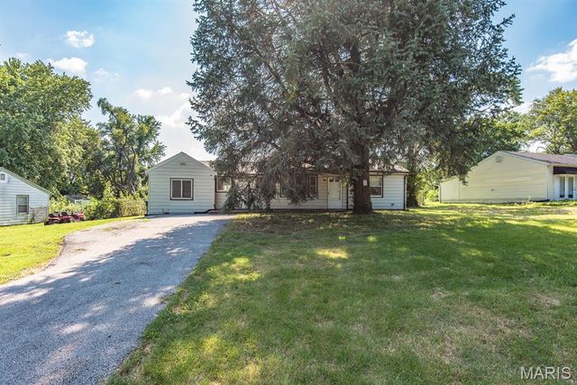 10253 Imperial Drive, St Louis, MO 63136