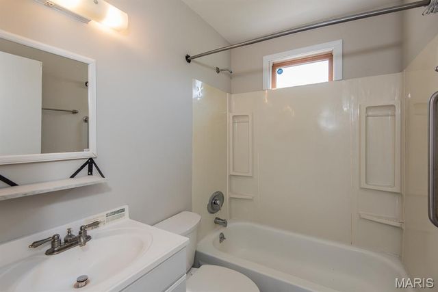 10253 Imperial Drive, St Louis, MO 63136