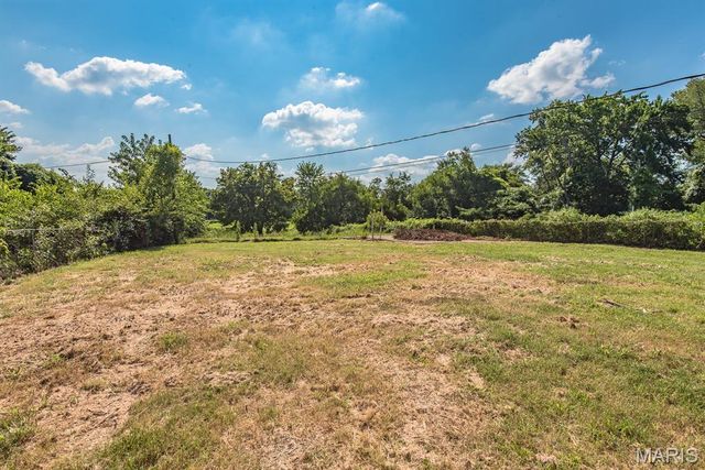 10253 Imperial Drive, St Louis, MO 63136