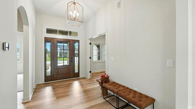 9836 Gala Cove, Fort Wayne, IN 46835