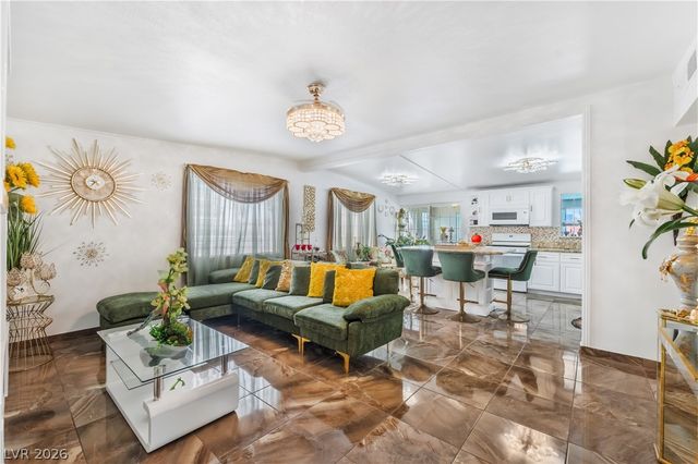 2083 La Vante Avenue, Las Vegas, NV 89169