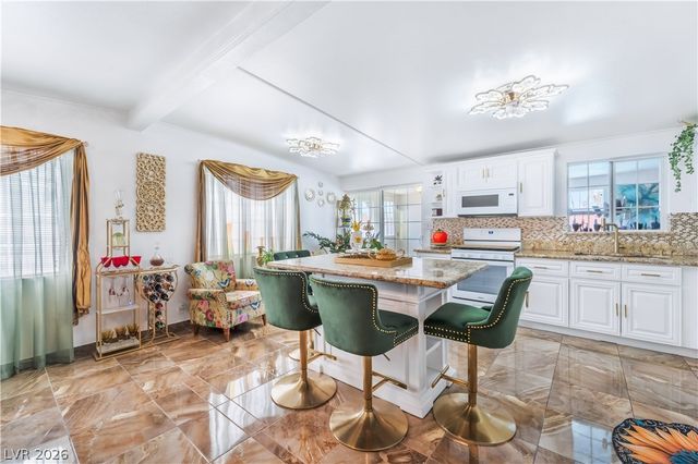 2083 La Vante Avenue, Las Vegas, NV 89169